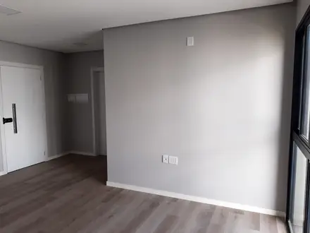Living com acesso à sacada